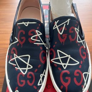 GUCCI SLIP ON SNEAKERS SIZE 38/ SIZE 9